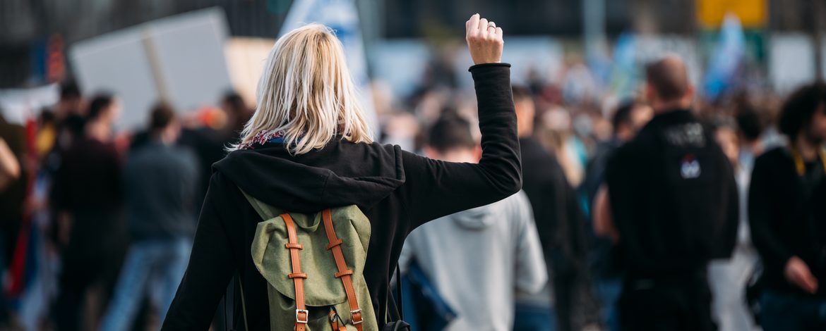 Protestierende Frau