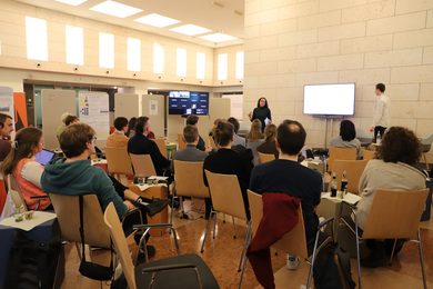 Teilnehmer:innen des Workshops im Weizenbaum-Institut